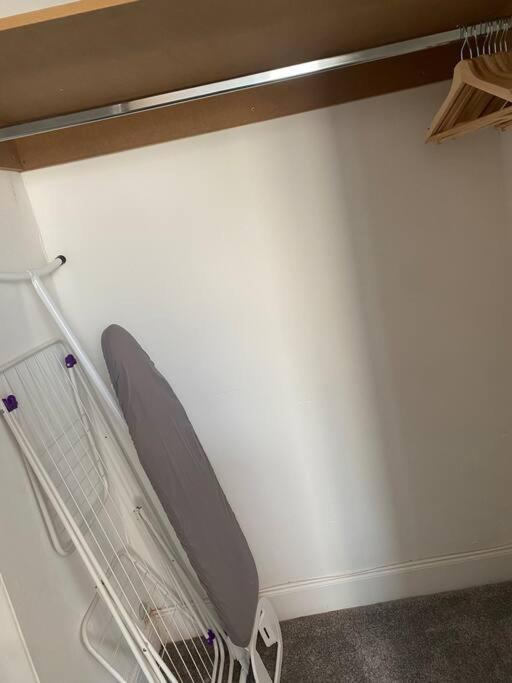 3 Smithhills Spacious Sleeps 4 Paisley