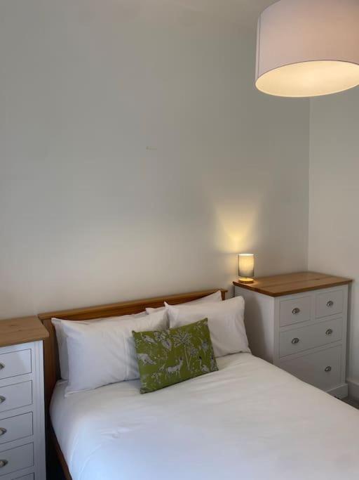 3 Smithhills Spacious Sleeps 4
